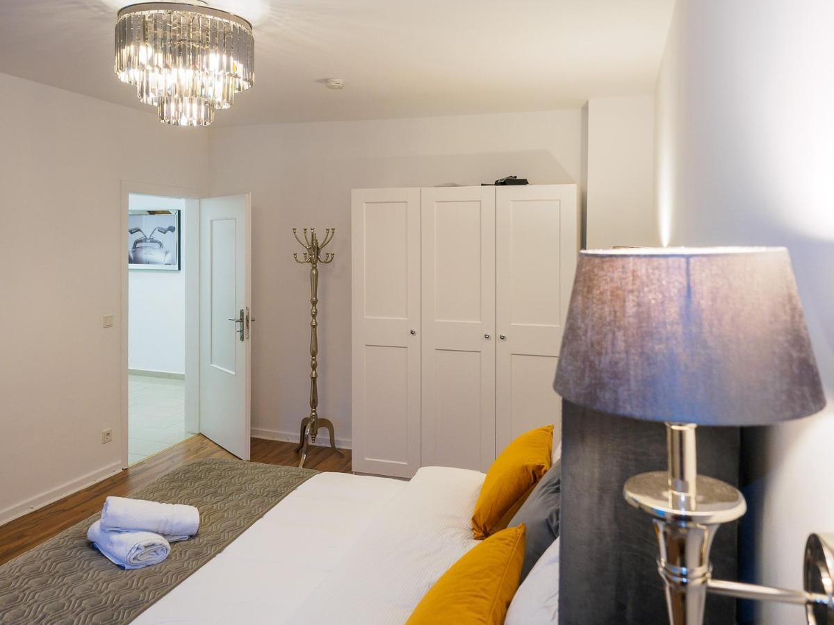 Gemuetliche & Individuelle Ferienwohnungen In Krefeld - Junik Apartments Экстерьер фото