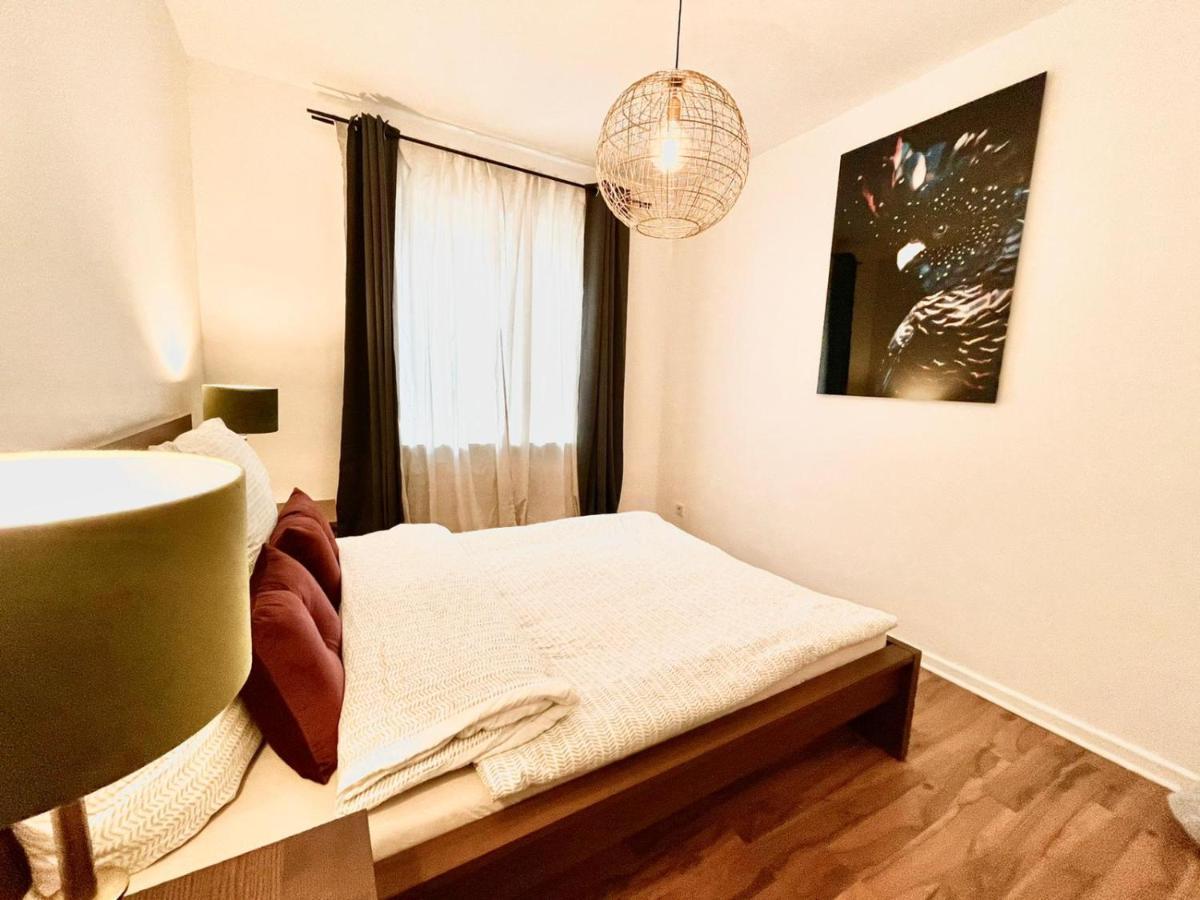Gemuetliche & Individuelle Ferienwohnungen In Krefeld - Junik Apartments Экстерьер фото