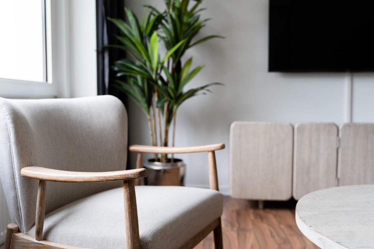 Gemuetliche & Individuelle Ferienwohnungen In Krefeld - Junik Apartments Экстерьер фото
