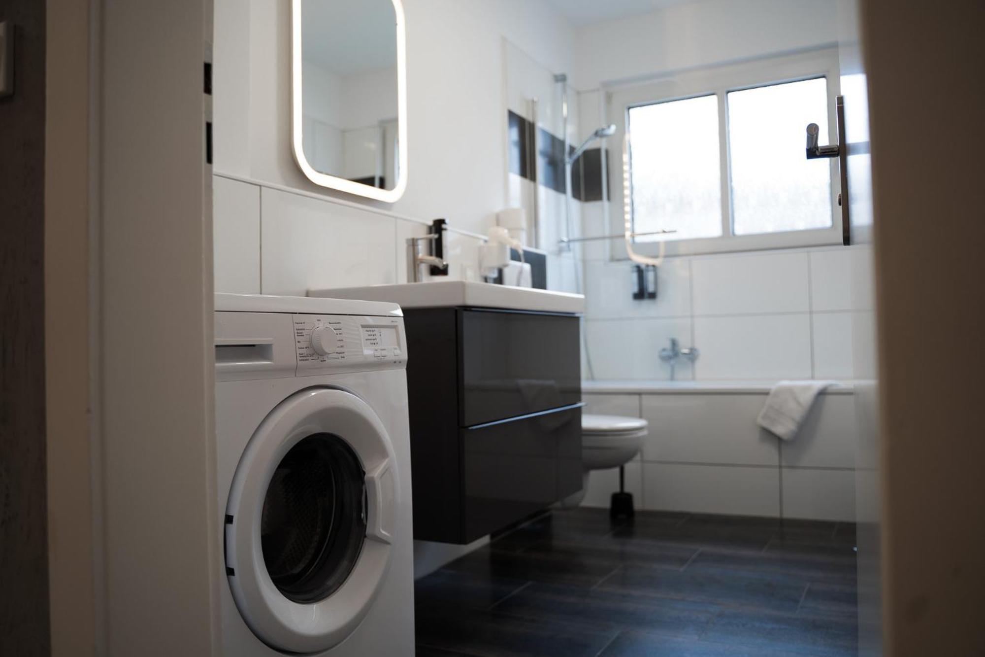 Gemuetliche & Individuelle Ferienwohnungen In Krefeld - Junik Apartments Экстерьер фото