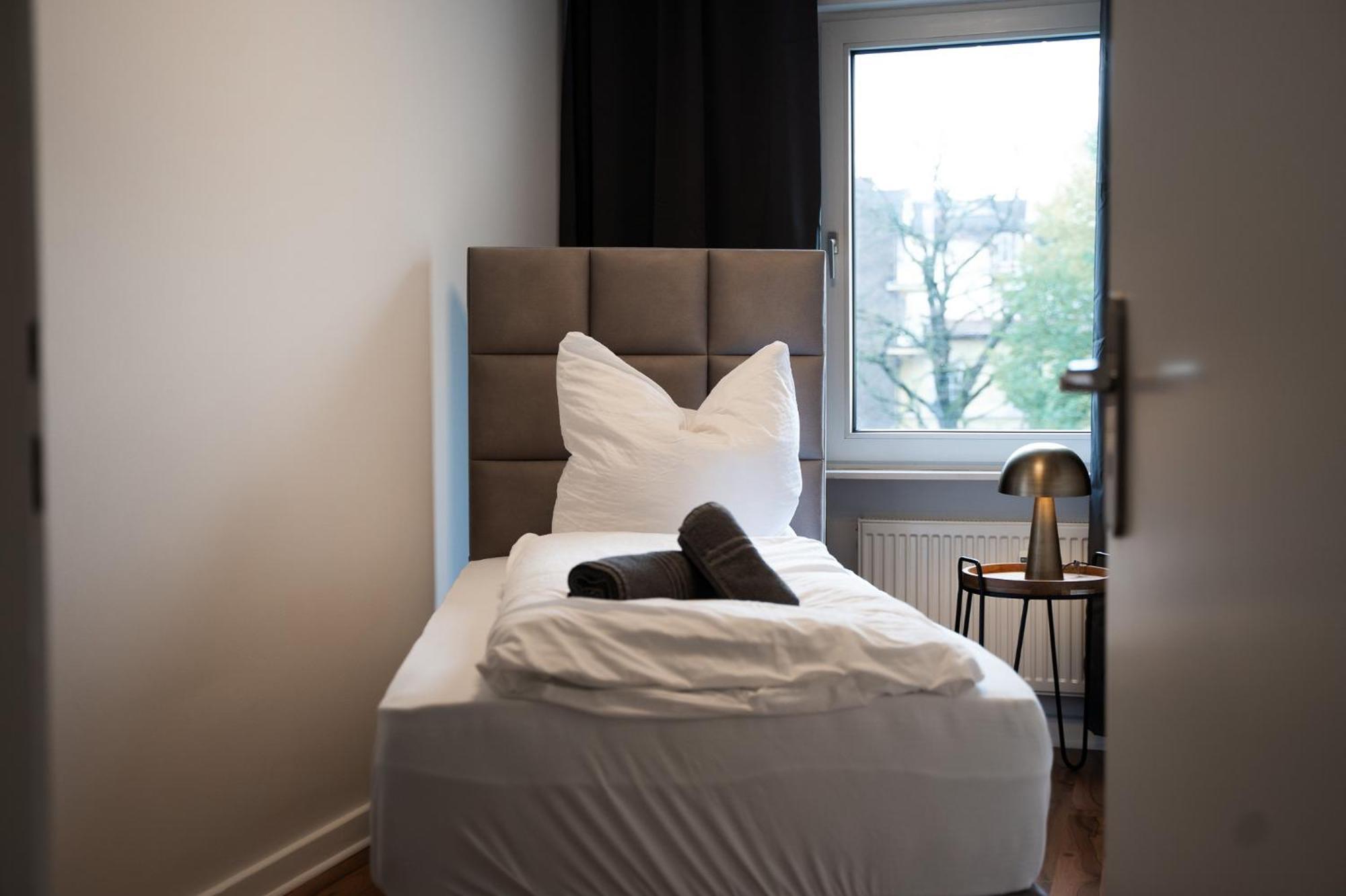 Gemuetliche & Individuelle Ferienwohnungen In Krefeld - Junik Apartments Экстерьер фото