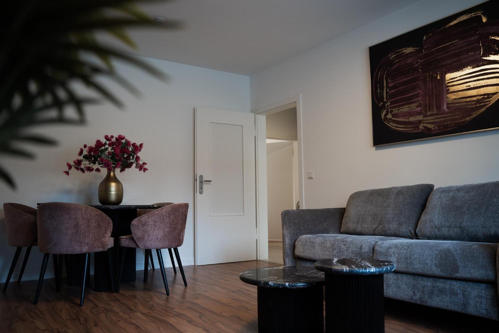 Gemuetliche & Individuelle Ferienwohnungen In Krefeld - Junik Apartments Экстерьер фото